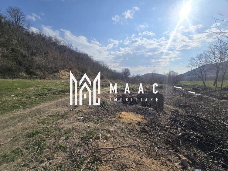 Teren agricol extravilan de 2317 mp, în Sibiel
