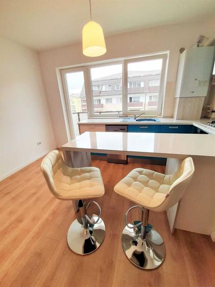 Apartament cu 2 camere semidecomandat în Sânpetru