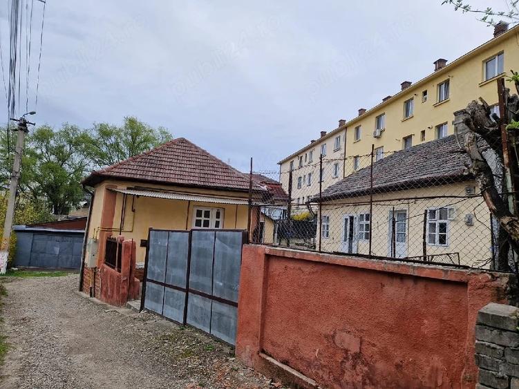 Casă cu 2 camere cu Teren 327 Mp în Central