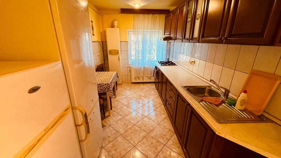 Apartament cu 2 camere decomandat în Răcădău