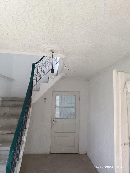 Casă cu 3 camere cu Teren 720 Mp în Central