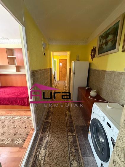 Apartament cu 3 camere decomandat în E3