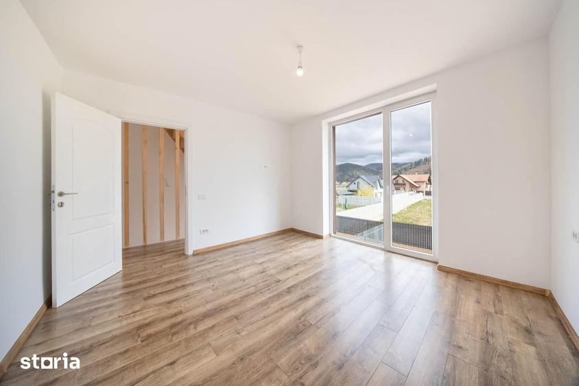 Apartament cu 4 camere în Central