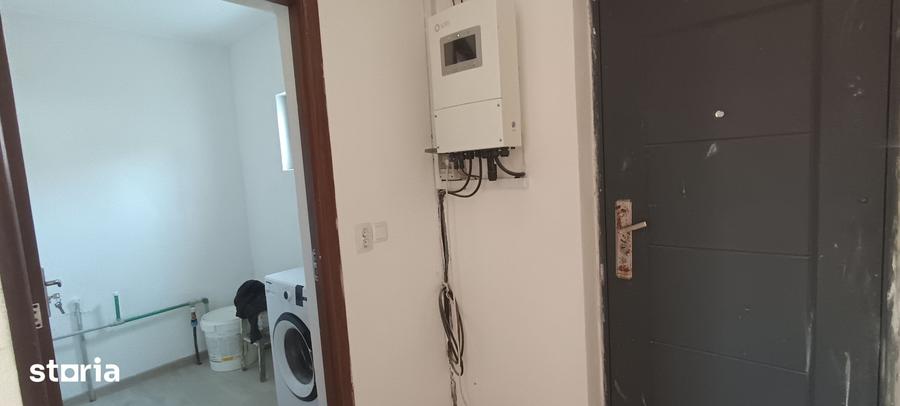 Casă cu 4 camere cu Teren 333 Mp în Șimnicu de Sus
