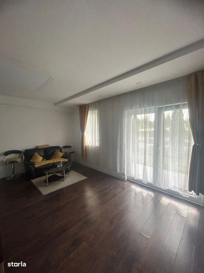 Apartament cu 3 camere în Obcini
