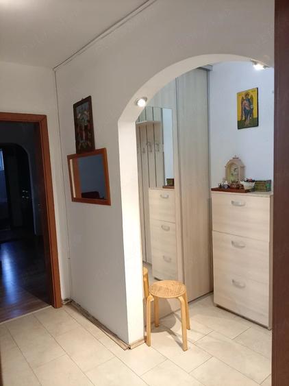 Apartament cu 3 camere semidecomandat în Mănăștur