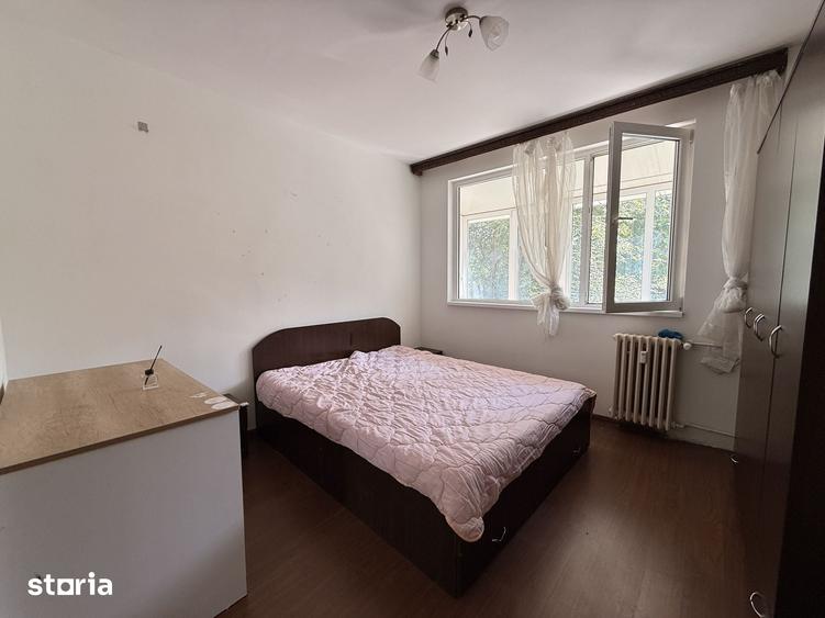 Apartament cu 2 camere semidecomandat în 1 Mai