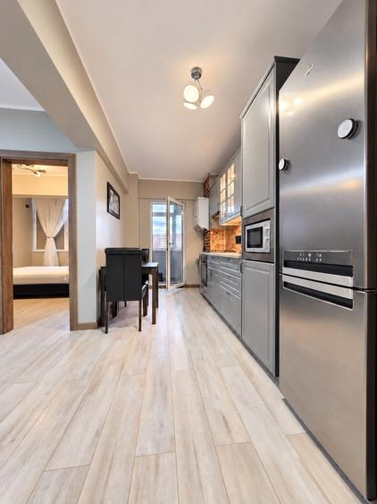 Apartament cu 2 camere semidecomandat în Casa de Cultură