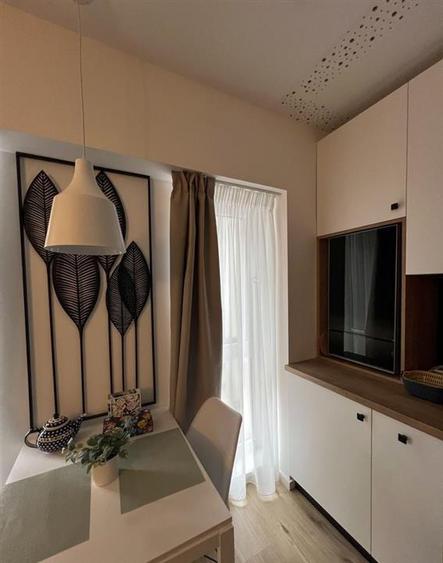 Apartament cu 2 camere semidecomandat, mobilat în Aviației