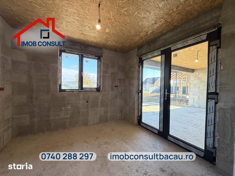 Casă cu 2 camere cu Teren 640 Mp în Letea