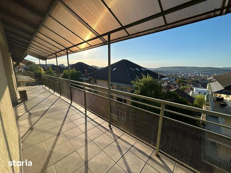 Apartament cu 4 camere, mobilat în Andrei Mureșanu