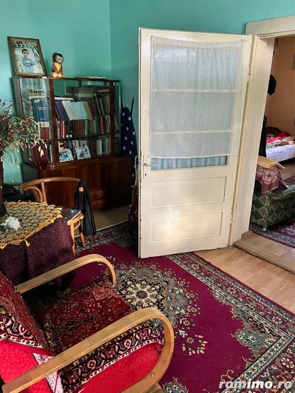 Casă cu 4 camere cu Teren 8808 Mp în Simeria Veche