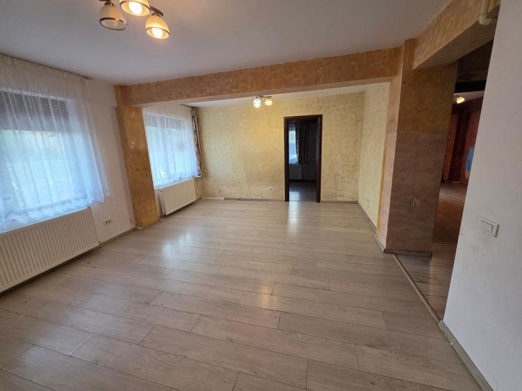 Apartament cu 3 camere semidecomandat în Nicolae Grigorescu