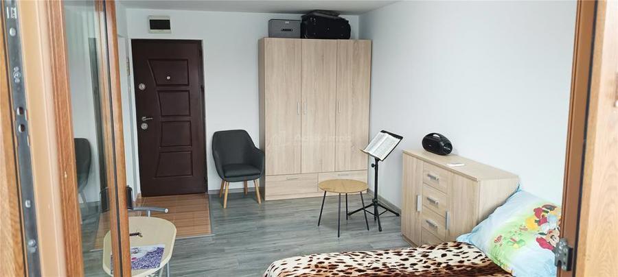 Moldova Noua, Garsoniera 25, 09 mp gata de mutare! - 16