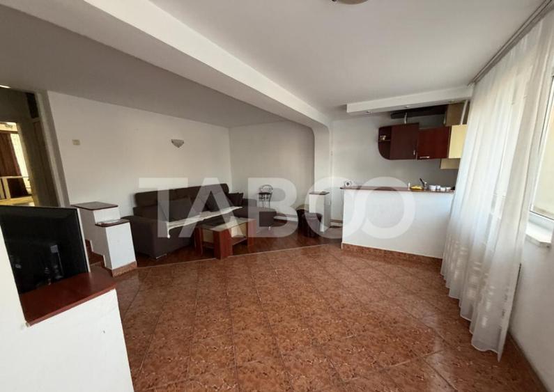 Casa de vanzare 4 camere 160 mpu teren liber 146 m zona Cet - 6