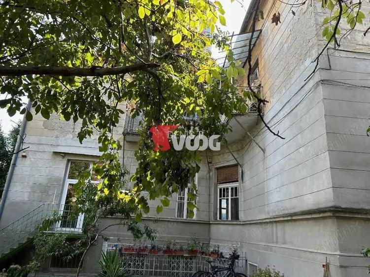 Cladire istorica pretabil pentru Birouri/Clinica/Rezidential Cladire istorica pretabil pentru Birouri/Clinica/Rezidential