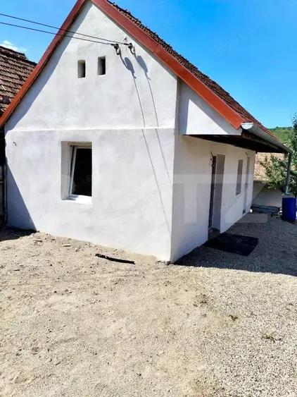 Casa de vanzare in Aiud 2 camere, semifinisata, cu poten?ial de extindere - 4