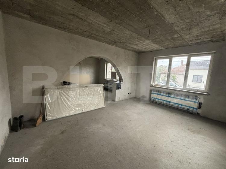 Casa de vanzare, 120 mp utili, teren 780 mp, zona Botizului - 8