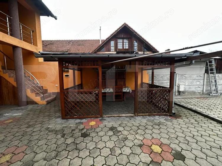 Casa spa?ioasa, aproape de centru, intr-o zona excelenta din Sebe? - 7