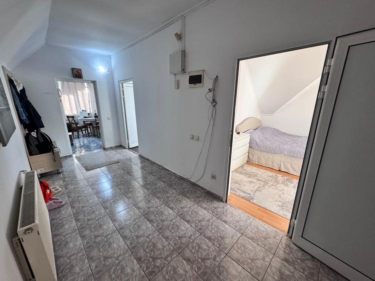 Imobil pretabil locuinta si afacere. Pozitie stradala. - 46