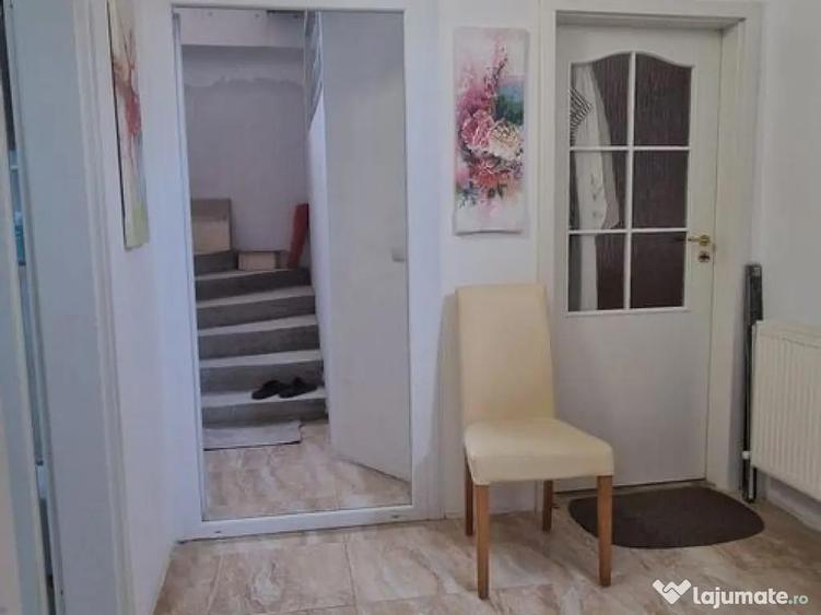 Casa / Vila cu 5 camere de vanzare in zona Tomis Mall - 4