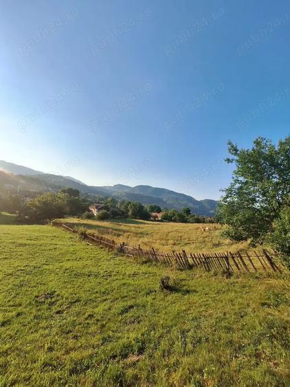 Vanzare casa de vacanta + teren in Moieciu de Jos(jud.Brasov) - 4