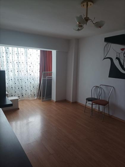 Vand apartament 3 camere - 8