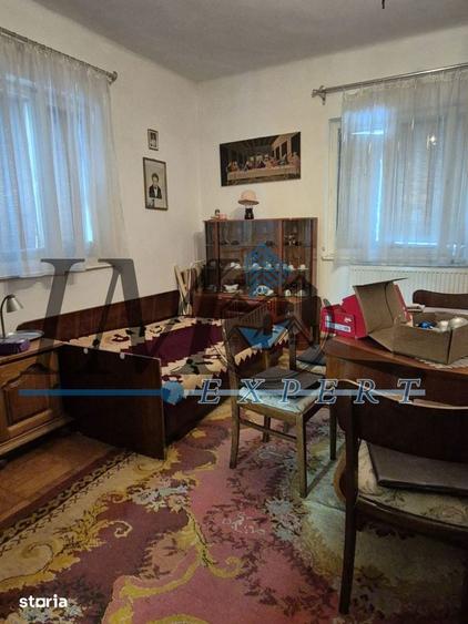 Casa ,curte ?i gradina.Teren cu 2700 mp. - 1