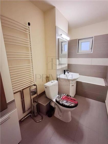 Aradului - 3 camere - decomandat - centrala proprie - ZONA EXCELENTA - 10