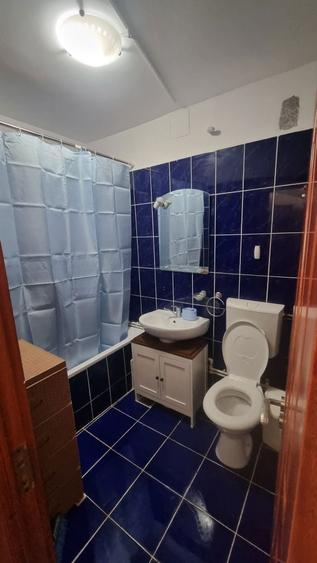 Inchiriez garsoniera - 2