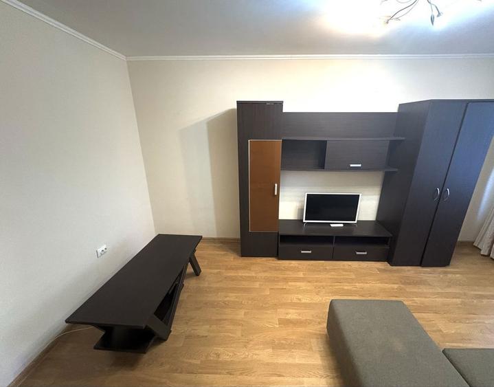 Garsoniera Decomandata - 1