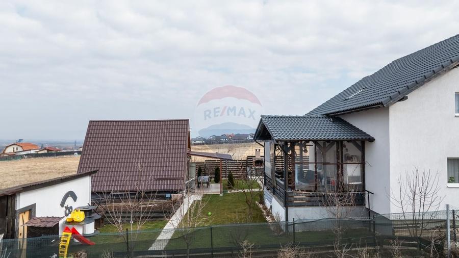 Comision zero, casa individuala + cabana A frame in Bod, la intrare - 6