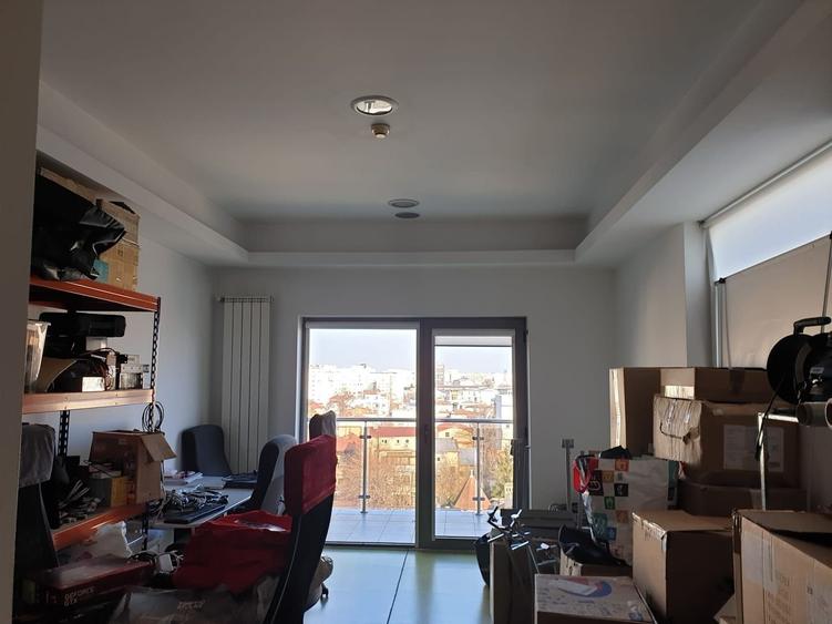 SPATII DE BIROURI LUX, PIATA ROMANA - 4