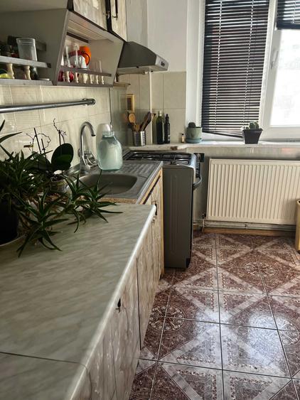 Apartament 3 camere | 64mp | Balcon | 12 minute Metrou Gorjului | Militari - 1