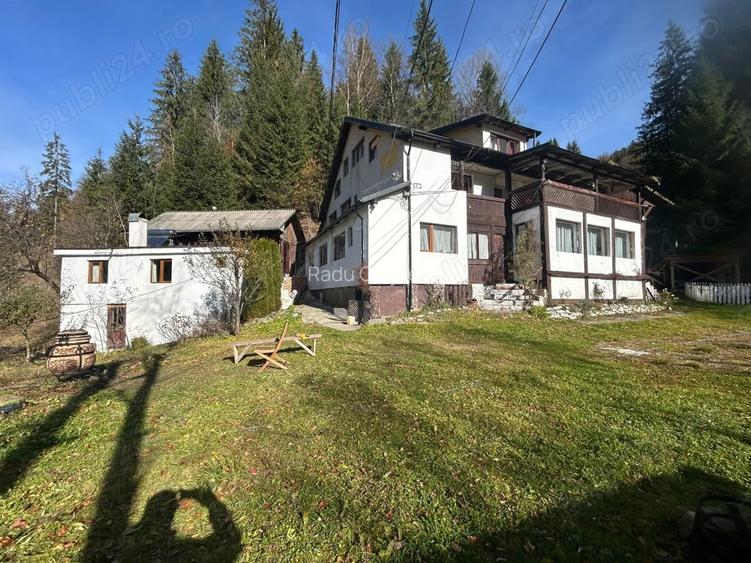 Casa moderna cu teren generos direct de la proprietar