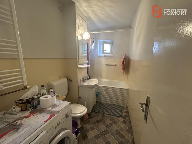 Apartament cu 3 camere de vanzare - Girocului - 12