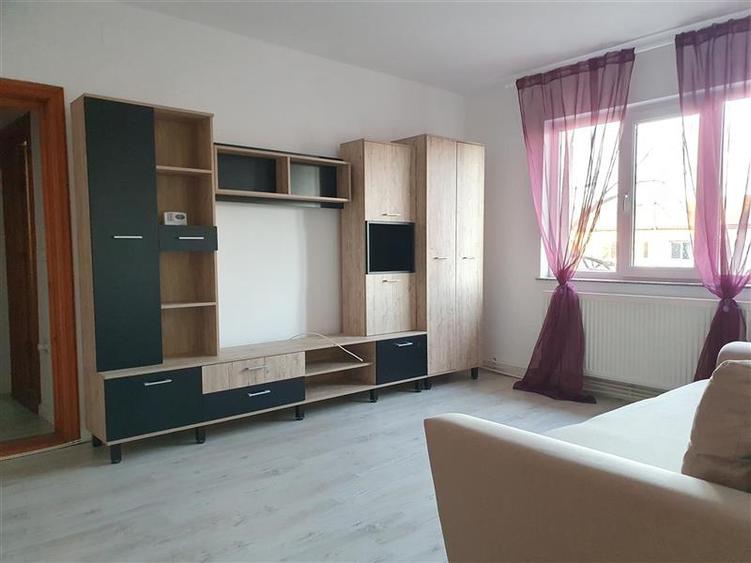Apartament 2 camere et 4, Bdul Bucuresti, mobilat si utilat - 1