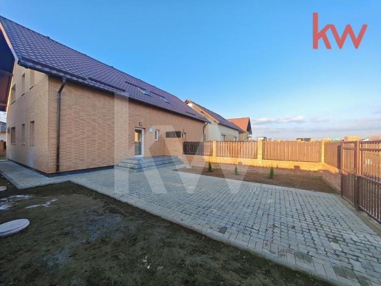 Casa noua, utilata si mobilata - zona Damilla - 4