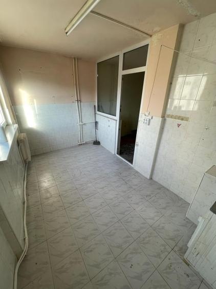 Garsoniera spatioasa, 32 mp, etaj intermediar, Zona Parang - 4