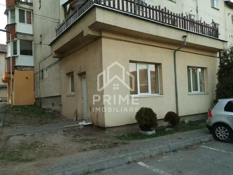VANZARE SPATIU COMERCIAL 200MP, ALBA IULIA ZONA AMPOI 3 - 4