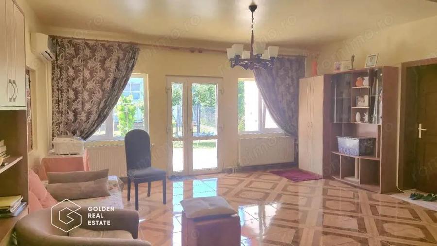 Casa spatiosa cu 5 camere, garaj si gradina, zona Gradiste - 1