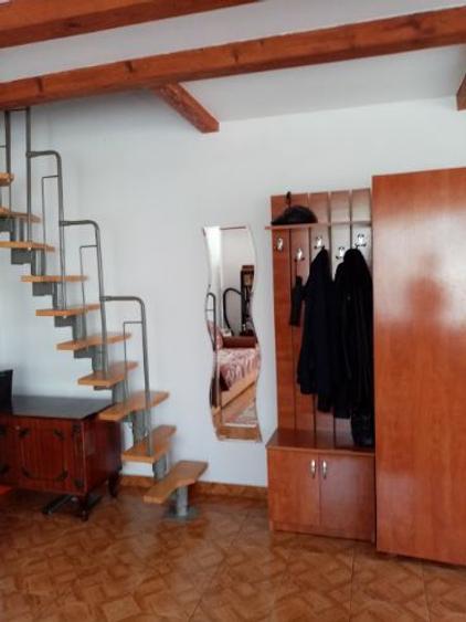 Vând casă P+M și teren în Dofteana, jud. Bacău - 2