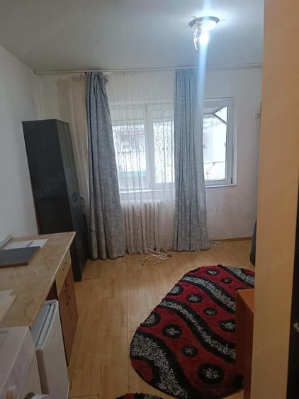 Granit - garsoniera mobilata utilata etaj 1 - 4