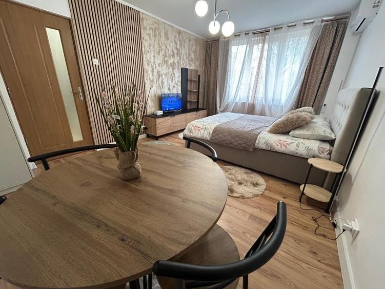 Inchiriez garsoniera - 2