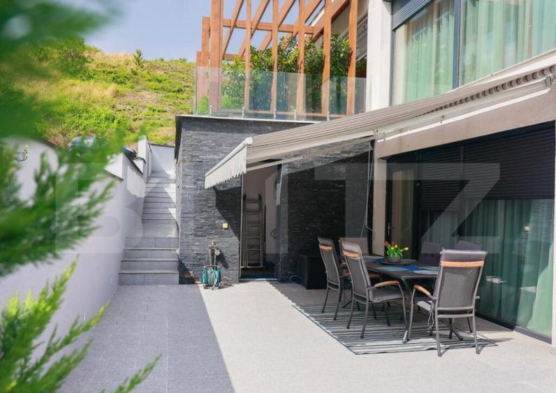 De vanzare Casa cu 4 camere, lux ?i confort la 5 minute de - 36