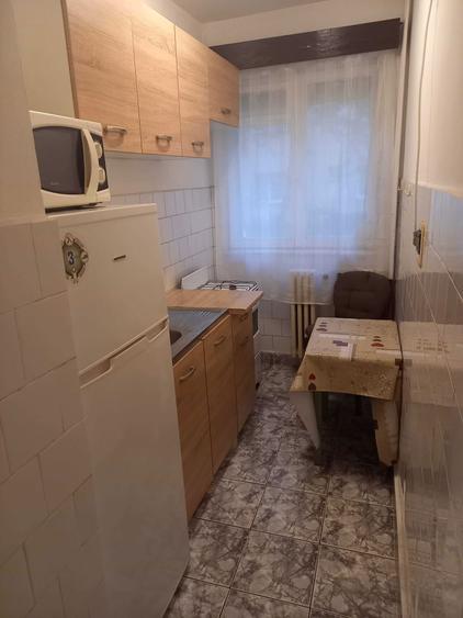 Inchiriez apartament 2 camere la parter Rogerius - 4