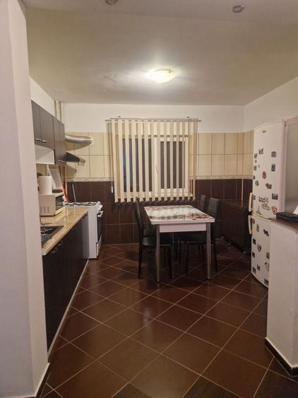 Inchiriere apartament 3 camere Uverturii Militari - 7