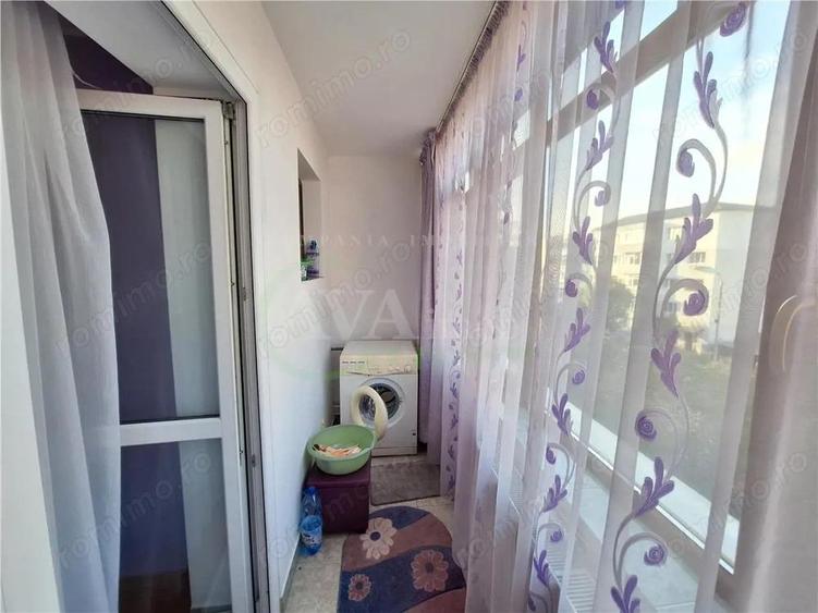 Apartament 3 camere semidecomandat, renovat si semi-mobilat, zona Cora-Bacau - 14