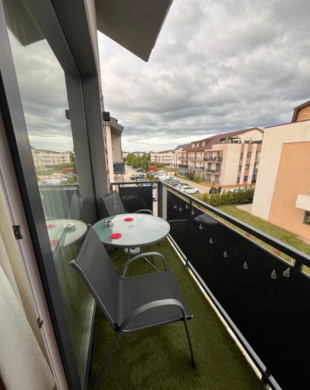 Apartament 3 camere, zona Coresi, parcare inclusa - 8