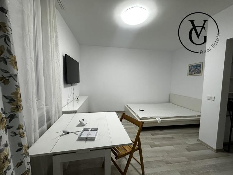 Garsoniera in Primaverii langa Jean Monnet - 1